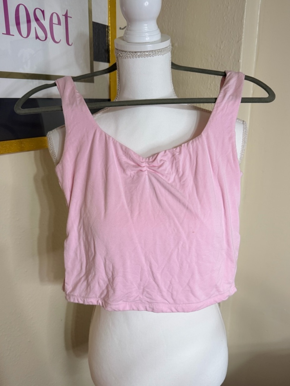 White Fox Boutique Light‎ Pink Cropped Tank with Sweetheart Twist